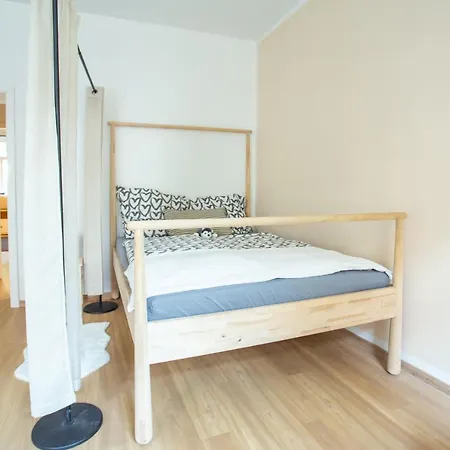 Apartmán Fullhouse - Halle - B2 - Daylight Bathroom - Nespresso