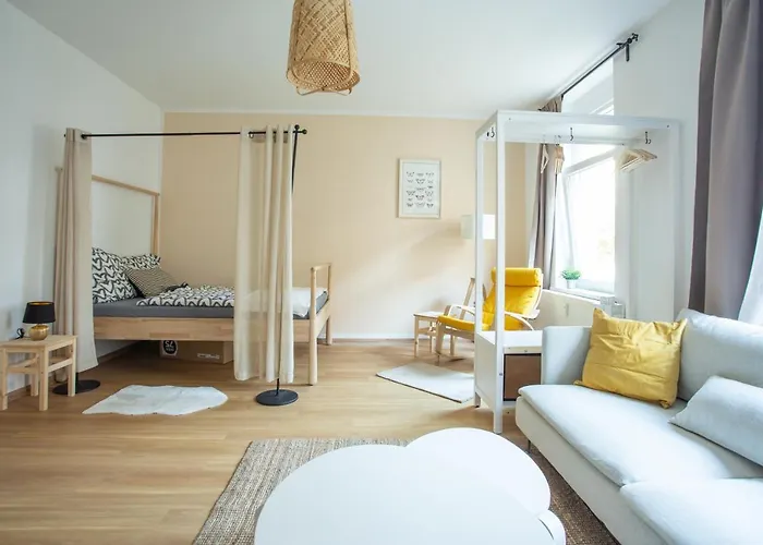 Fullhouse - Halle - B2 - Daylight Bathroom - Nespresso Daire